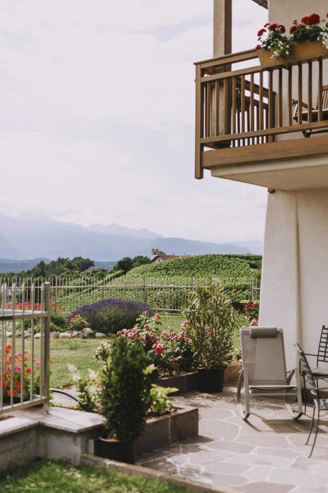Willa Weinberghof Appiano Sulla Strada Del Vino Zewnętrze zdjęcie